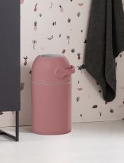 Kosz na pieluchy – brudne pampersy pod kontrolą