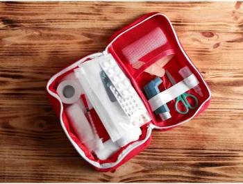 Domowa apteczka dla dziecka – co powinien wiedzieć każdy rodzic