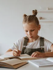 Jak edukacja w międzynarodowej szkole przygotowuje do przyszłości?